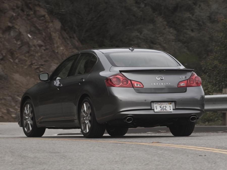  Infiniti G37 S Anniversary Edition 2010 года  (US) (фото 8 из 27)